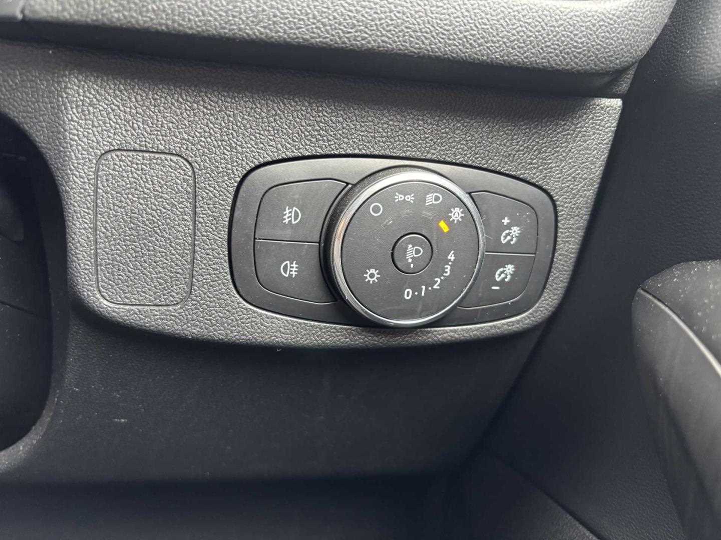 Used Ford Focus 2023 for sale - 76664545: Photo 18