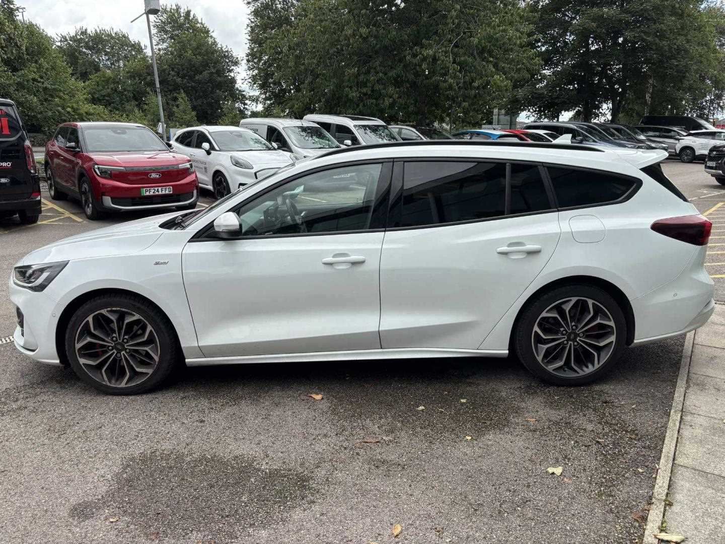 Used Ford Focus 2023 for sale - 76664545: Photo 5