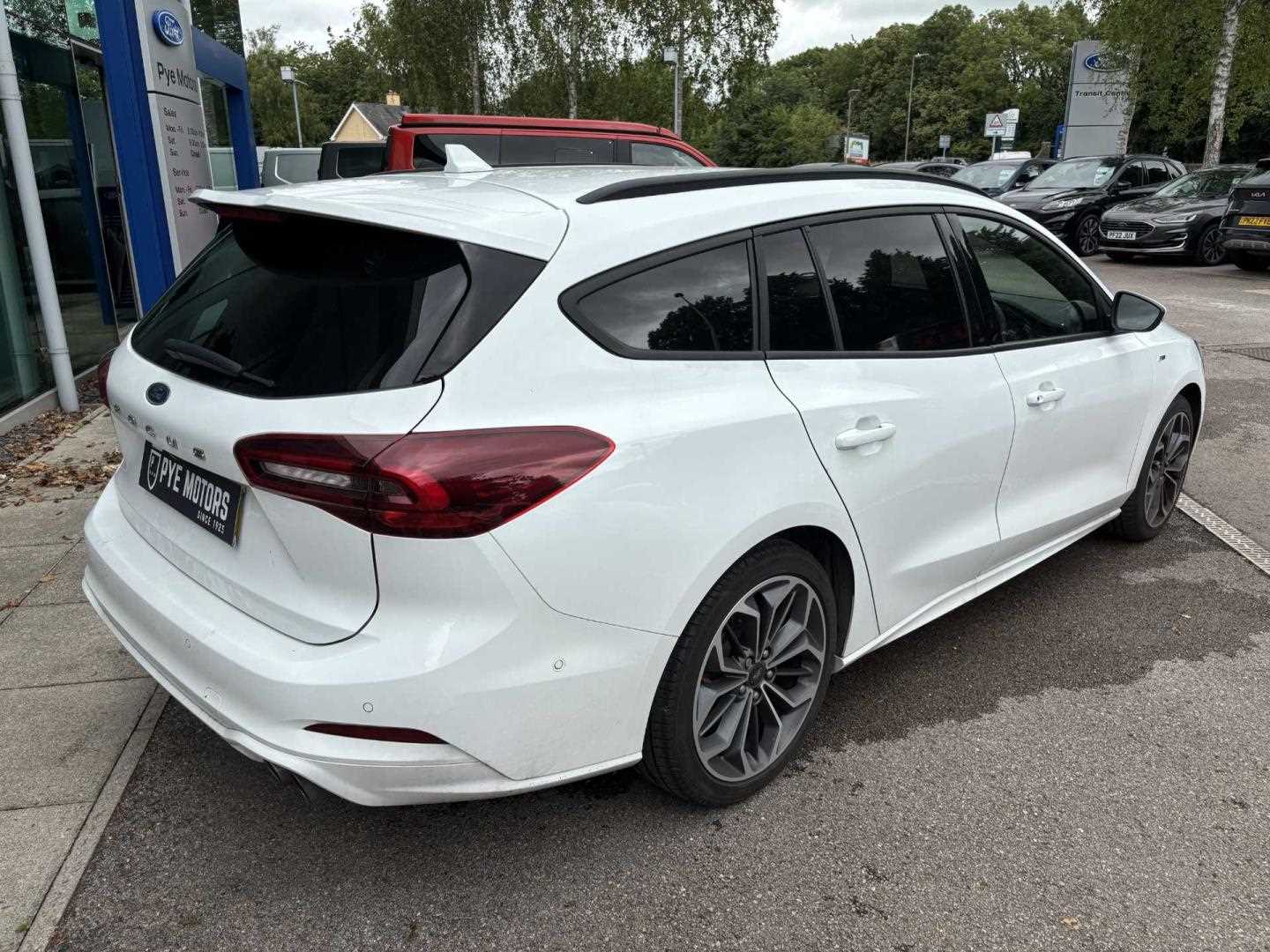 Used Ford Focus 2023 for sale - 76664545: Photo 8