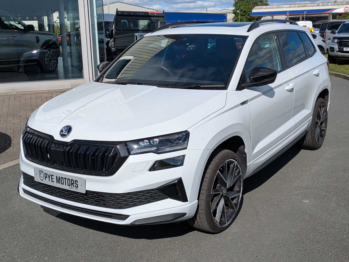 Used Skoda Karoq 2023 for sale - 76466389: Photo 3
