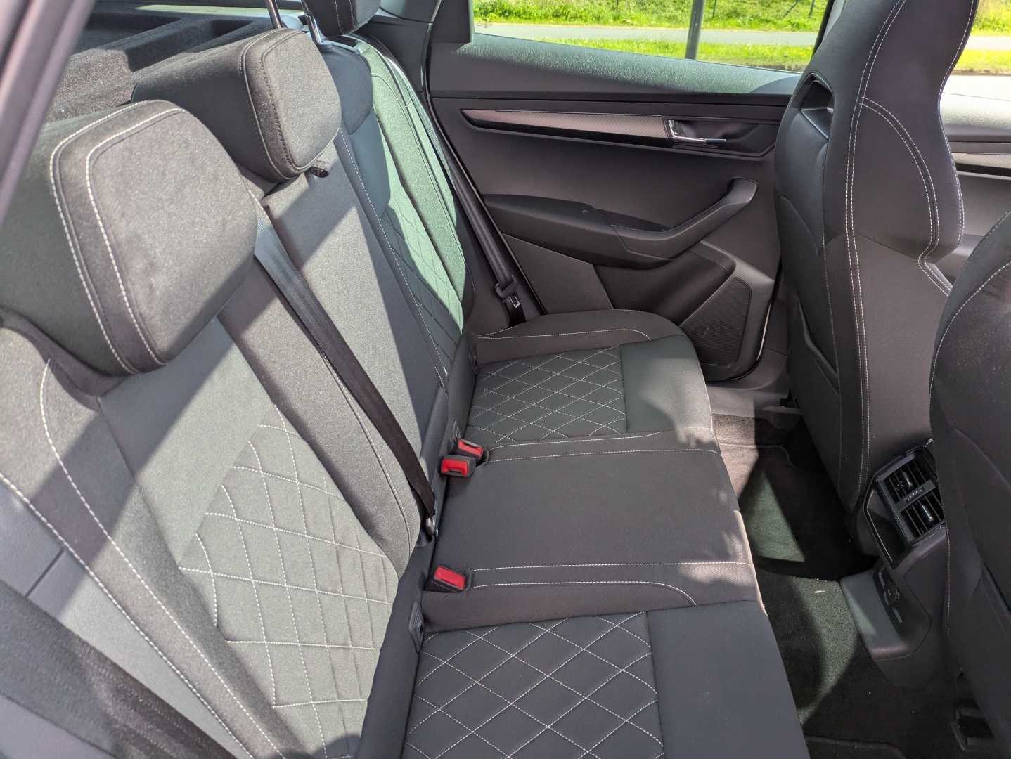 Used Skoda Karoq 2023 for sale - 76868347: Photo 11