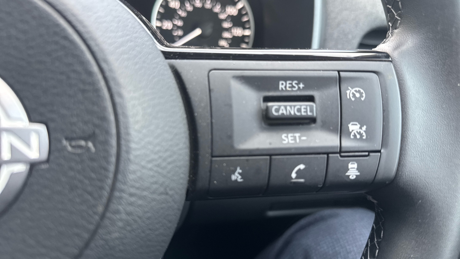 Used Nissan Qashqai 2024 for sale - 77036652: Photo 30