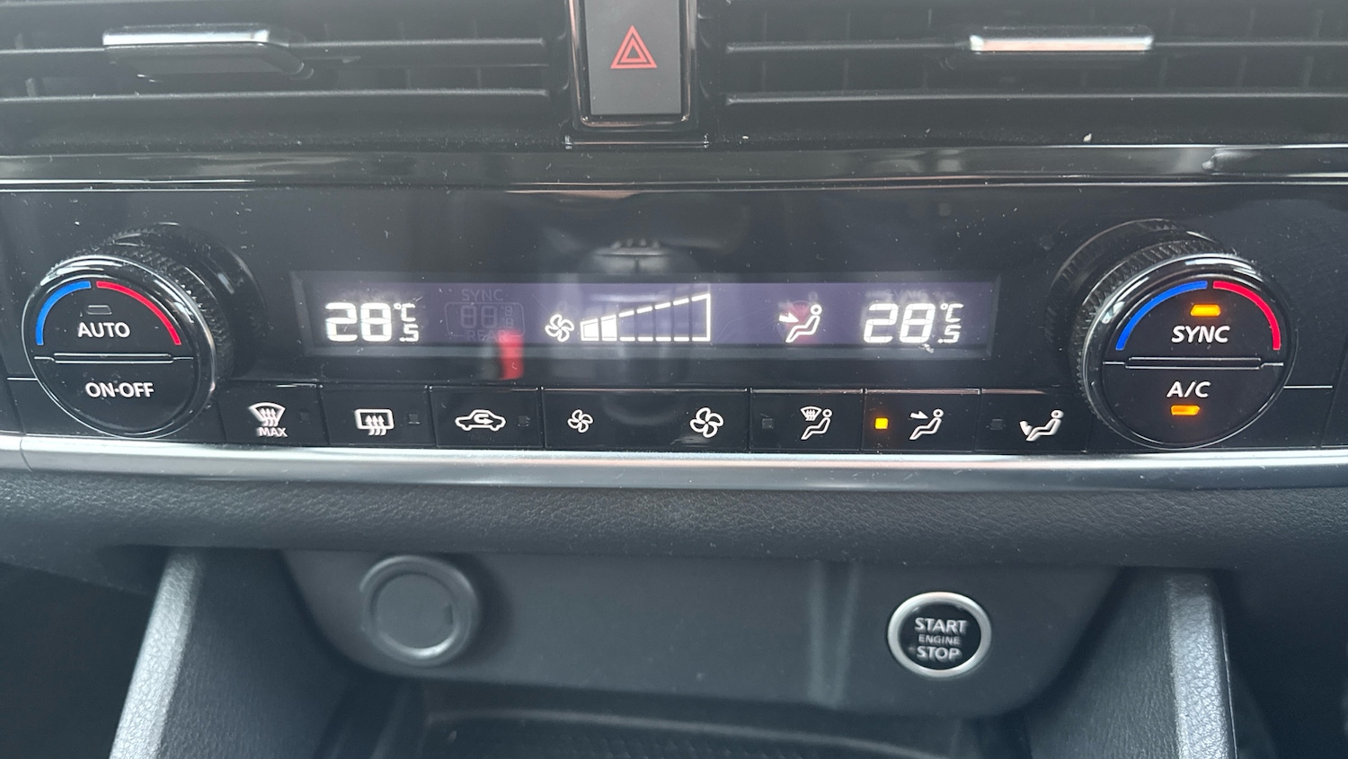 Used Nissan Qashqai 2024 for sale - 77036652: Photo 32