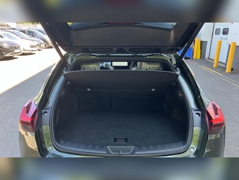 Used Lexus UX 2022 for sale - 79393326: Photo