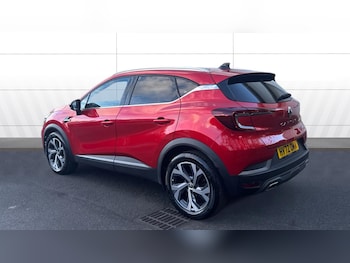Used Renault Captur 2022 for sale - 76653311: Photo