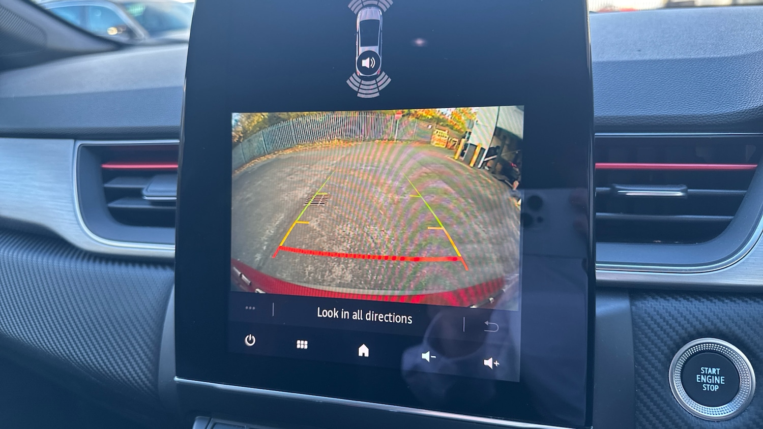 Used Renault Captur 2022 for sale - 76653311: Photo 31