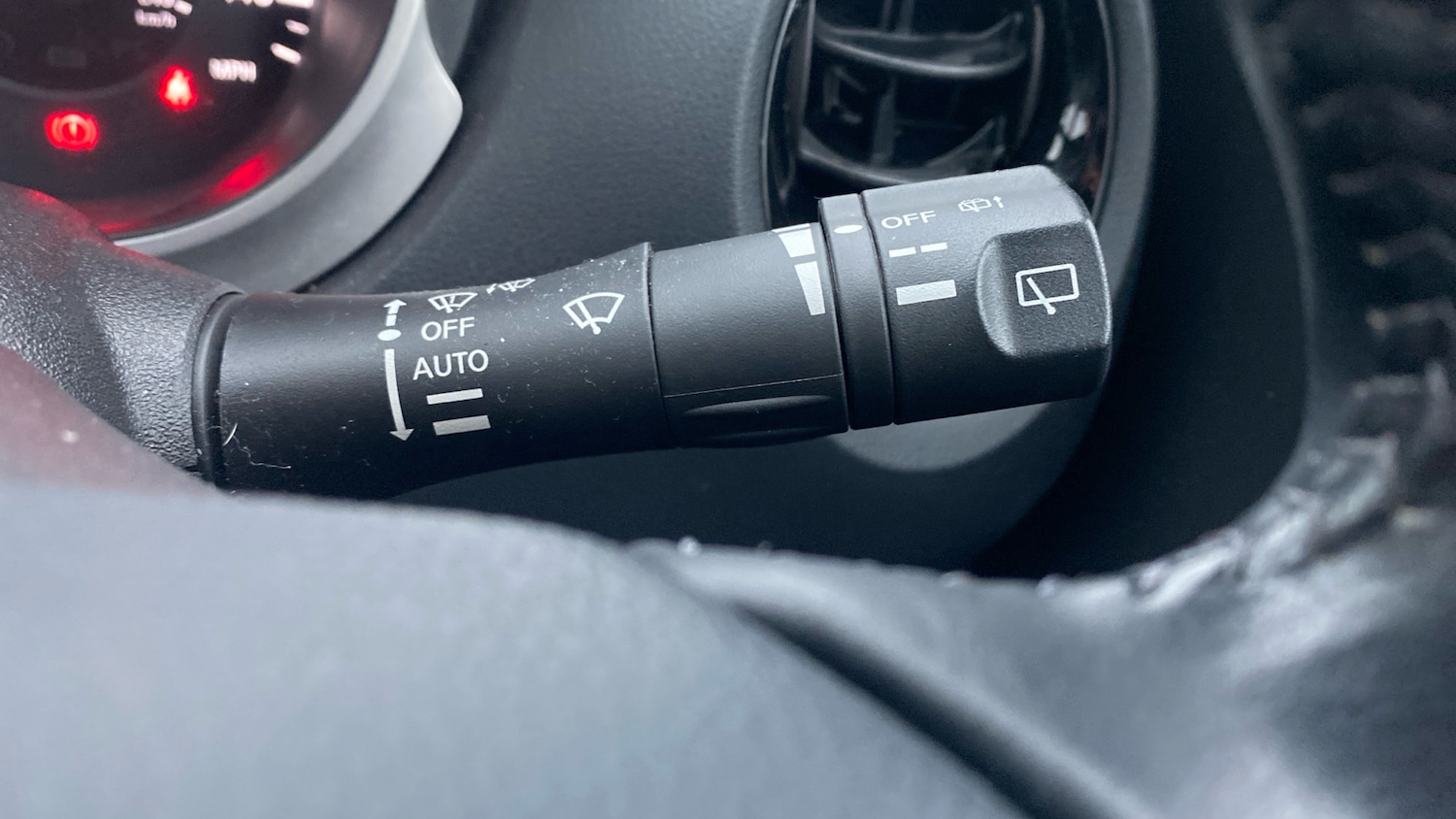 Used Nissan Juke 2018 for sale - 77078968: Photo 31