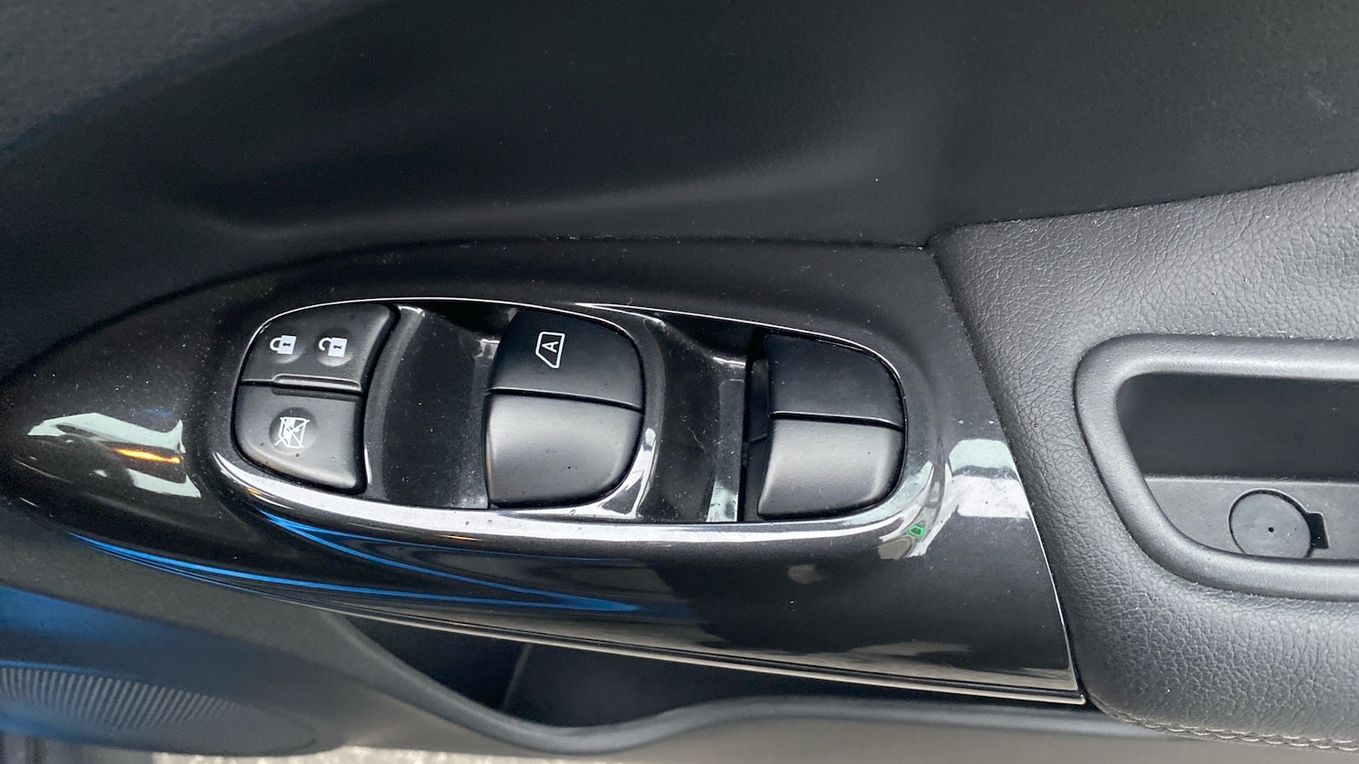 Used Nissan Juke 2018 for sale - 77078968: Photo 37