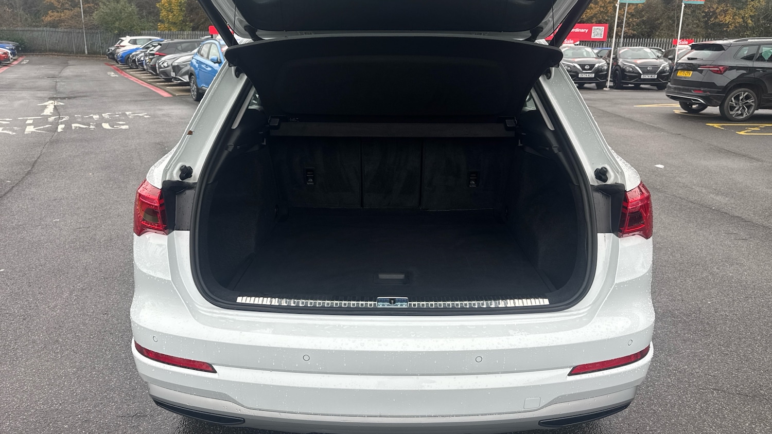 Used Audi Q3 2020 for sale - 76653315: Photo 4