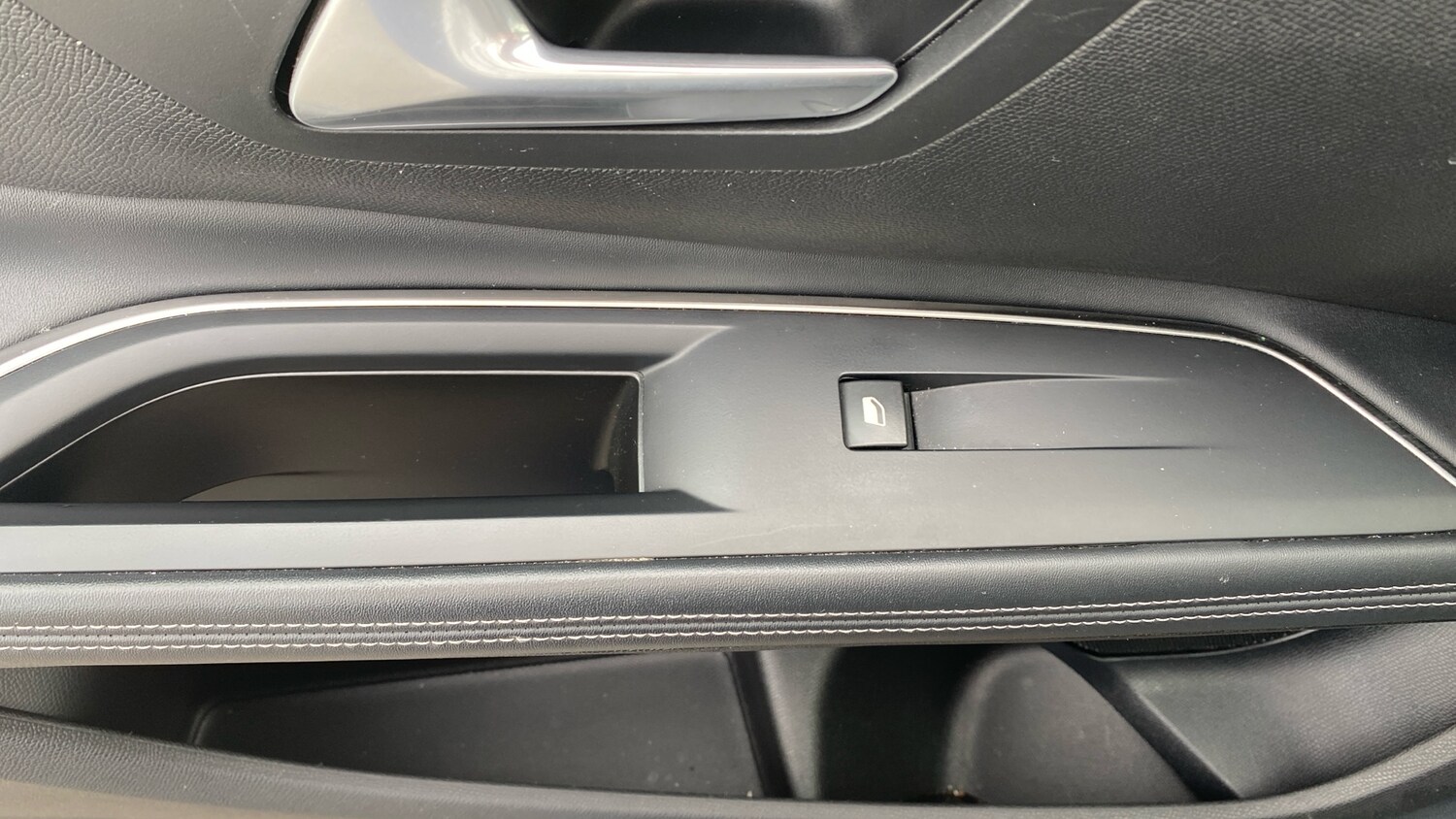 Used Peugeot 5008 2021 for sale - 76653328: Photo 41