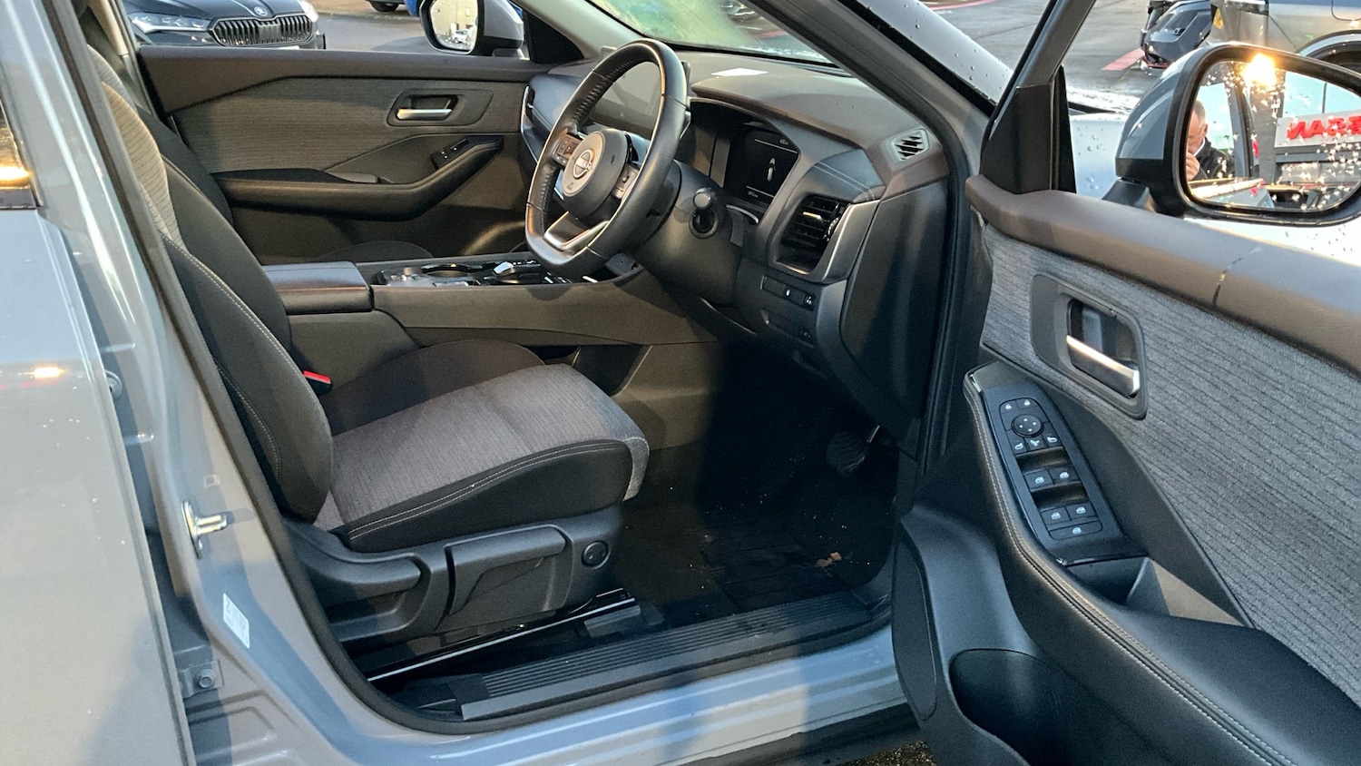 Used Nissan X-Trail 2023 for sale - 76859643: Photo 28