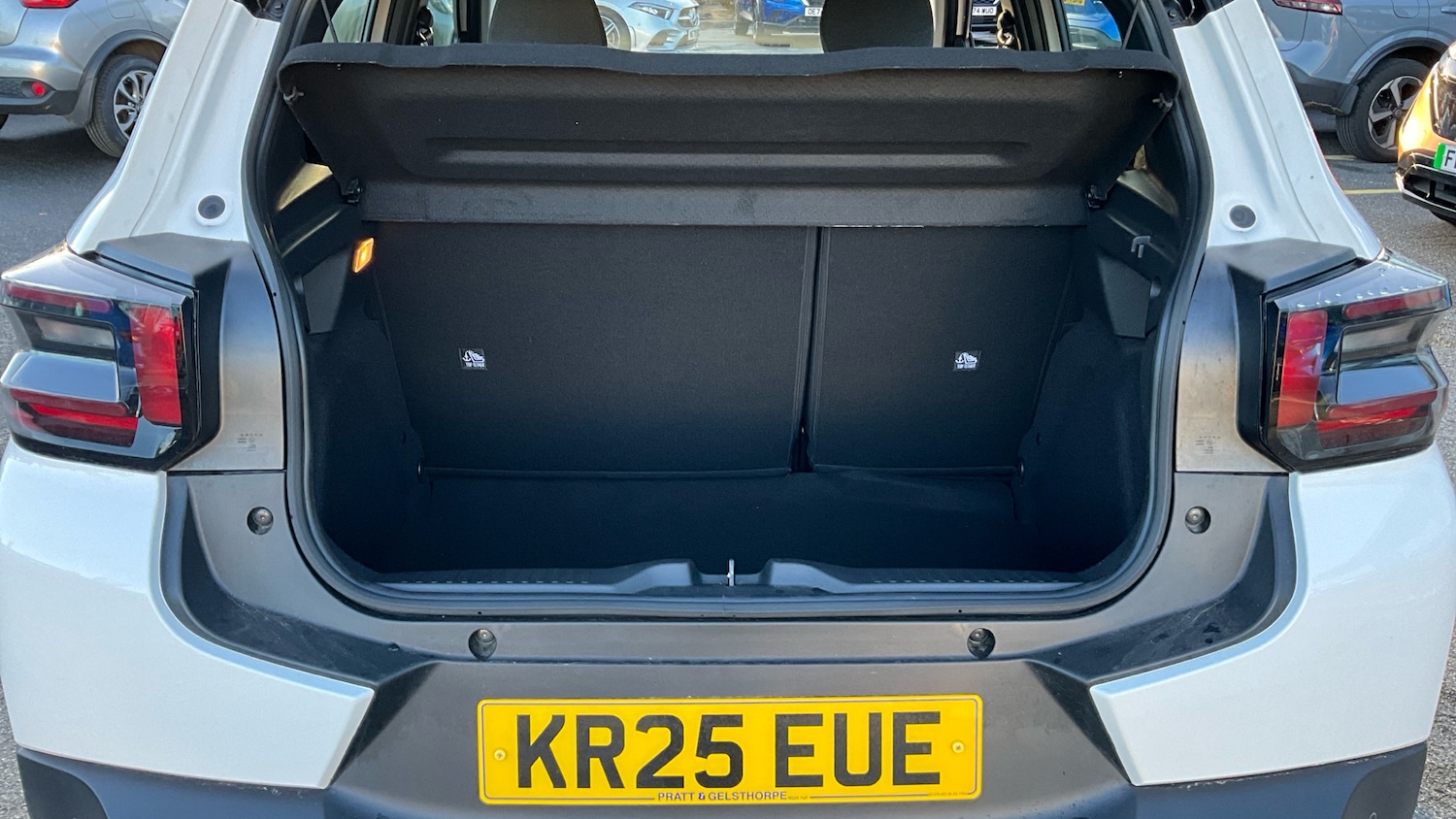 Used Citroen C3 2025 for sale - 76763109: Photo 4