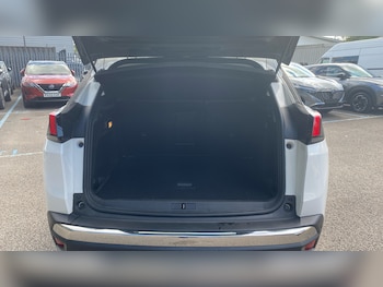 Used Peugeot 3008 2019 for sale - 75957371: Photo