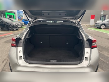 Used Nissan Juke 2024 for sale - 77036616: Photo