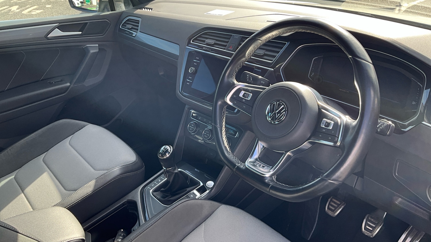 Used Volkswagen Tiguan 2019 for sale - 76016866: Photo 11