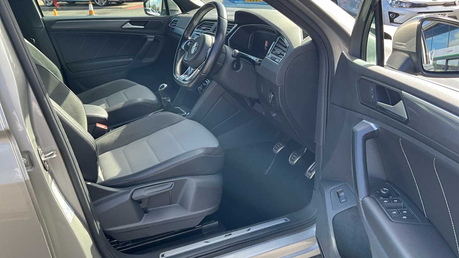 Used Volkswagen Tiguan 2019 for sale - 76016866: Photo 30