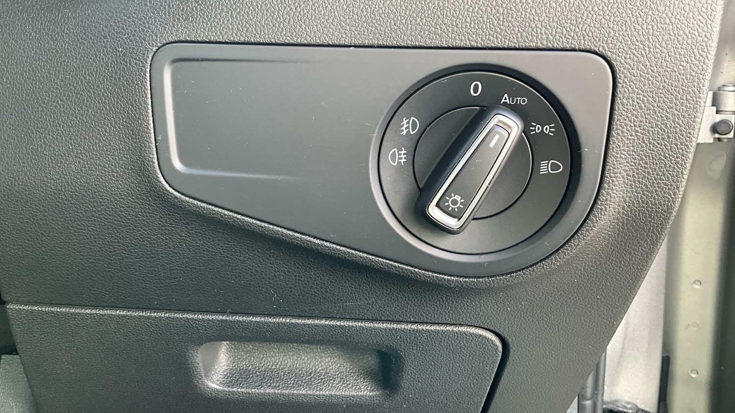 Used Volkswagen Tiguan 2019 for sale - 76016866: Photo 32