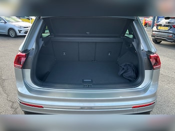 Used Volkswagen Tiguan 2019 for sale - 76016866: Photo