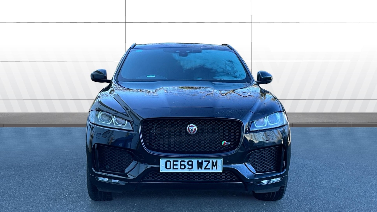Used Jaguar F-Pace 2019 for sale - 77687897: Photo 3