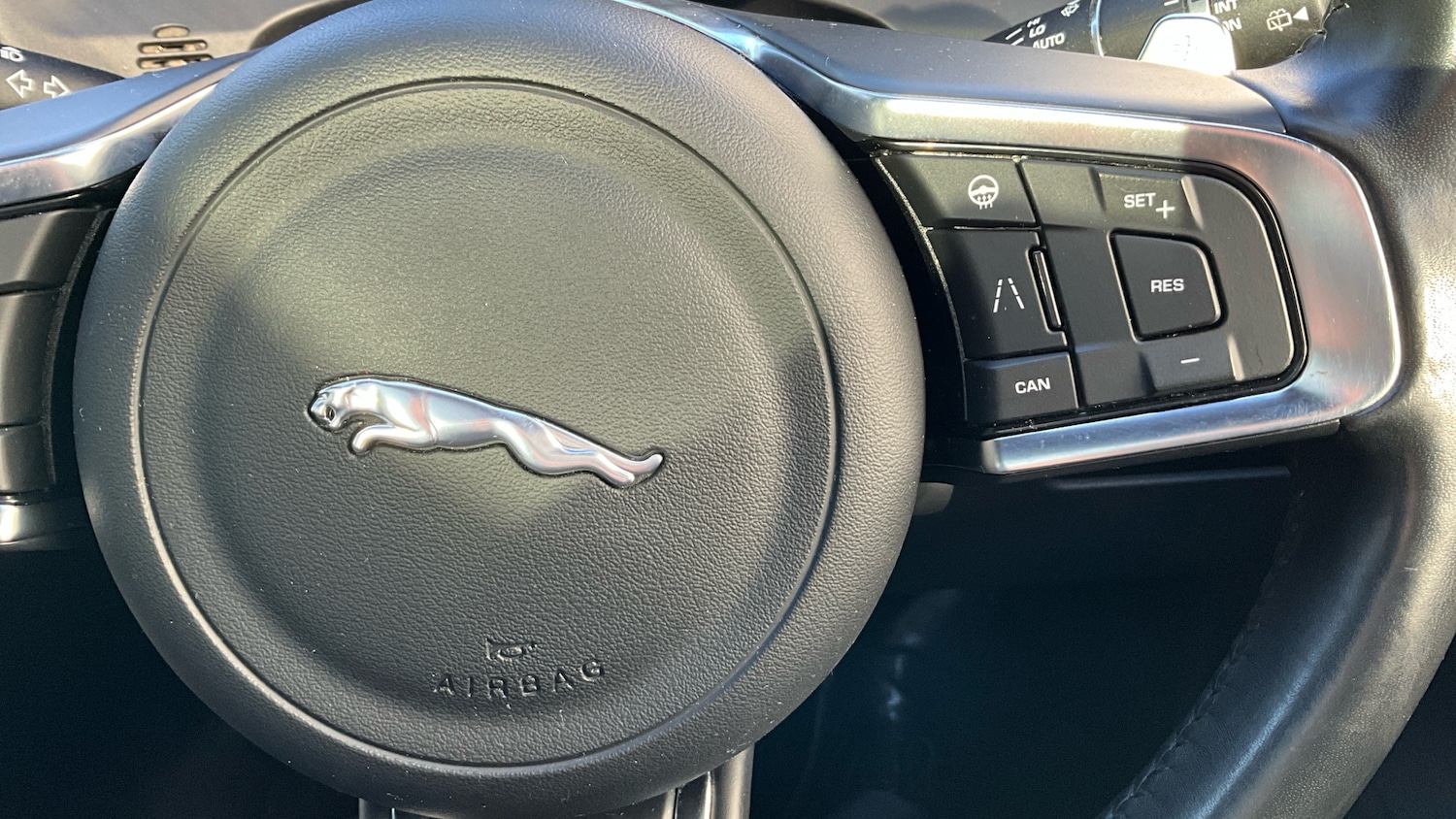 Used Jaguar F-Pace 2019 for sale - 77687897: Photo 35