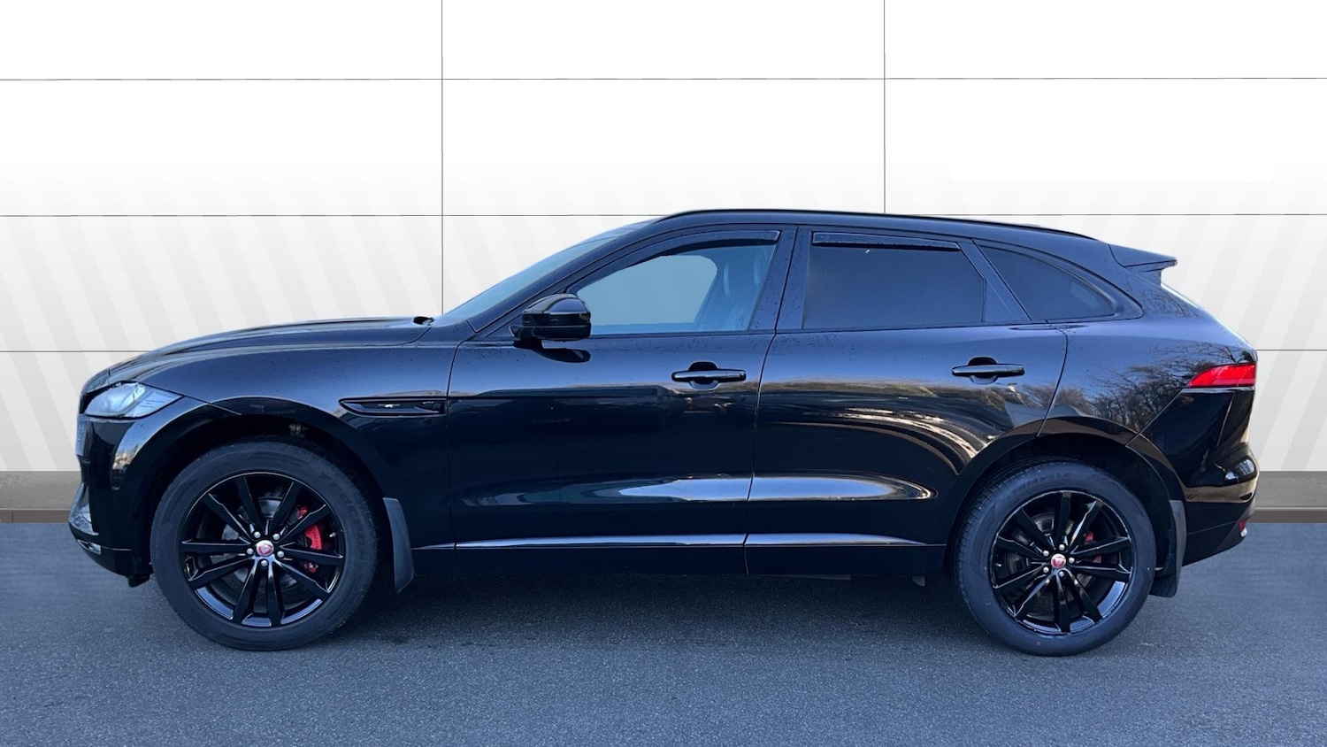 Used Jaguar F-Pace 2019 for sale - 77687897: Photo 5