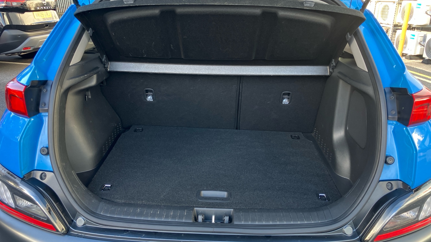 Used Hyundai KONA 2022 for sale - 76653182: Photo 4