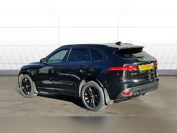 Used Jaguar F-Pace 2019 for sale - 77532577: Photo