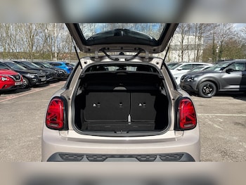 Used MINI Hatch 2021 for sale - 78239992: Photo