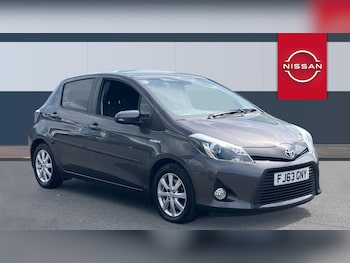 Used Toyota Yaris 2013 for sale - 79175143: Photo