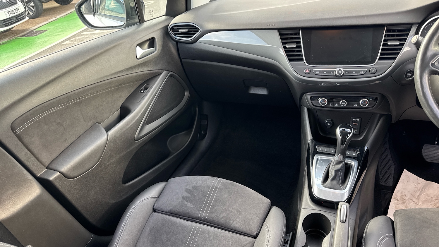 Used Vauxhall Crossland 2023 for sale - 77813311: Photo 14