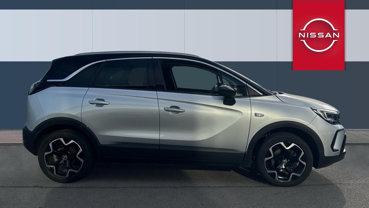 Used Vauxhall Crossland 2023 for sale - 77813311: Photo 5