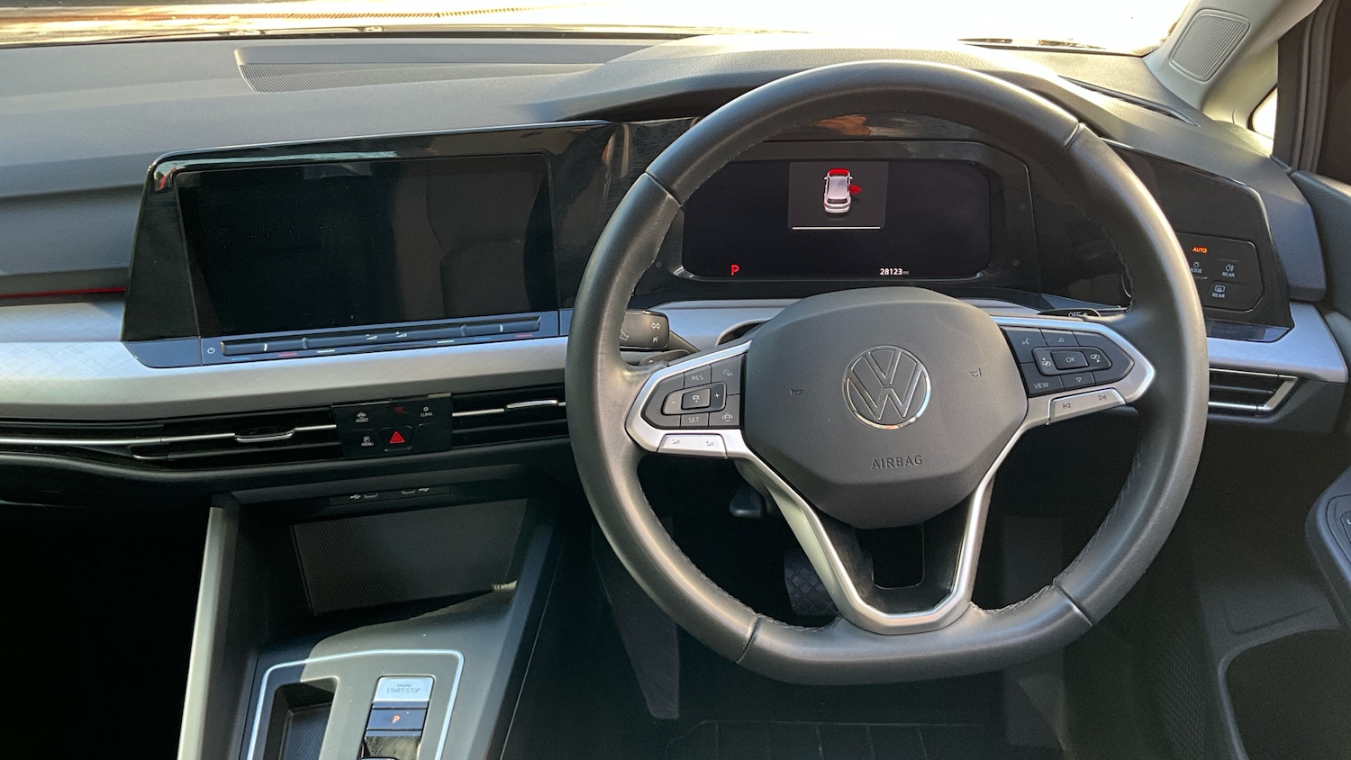 Used Volkswagen Golf 2023 for sale - 76653180: Photo 10