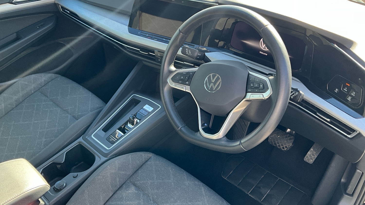 Used Volkswagen Golf 2023 for sale - 76653180: Photo 11