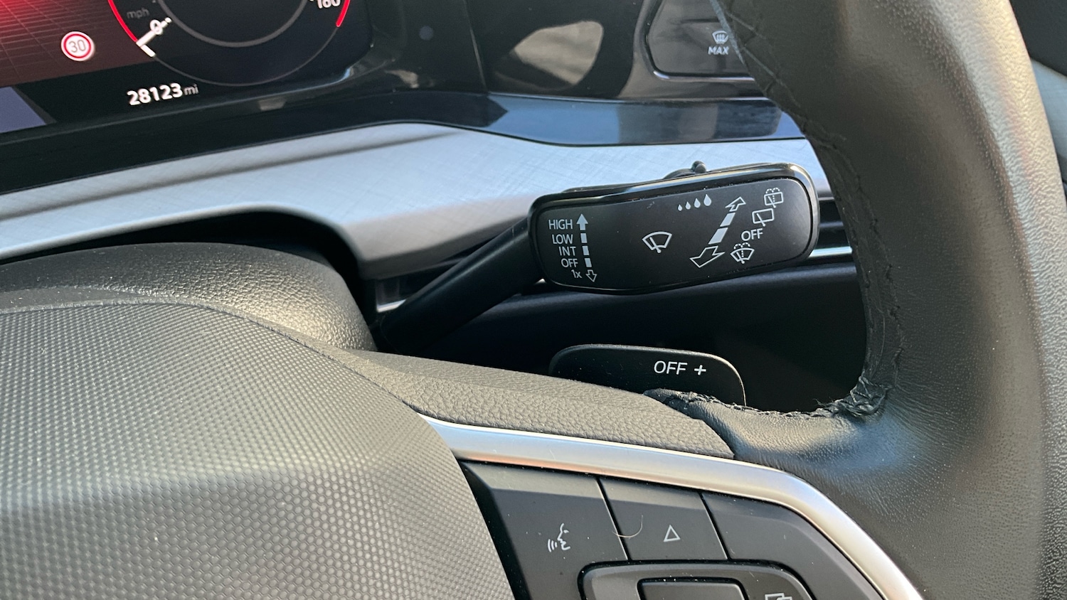 Used Volkswagen Golf 2023 for sale - 76653180: Photo 34