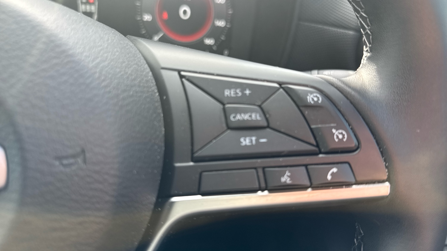 Used Nissan Juke 2024 for sale - 76653317: Photo 31