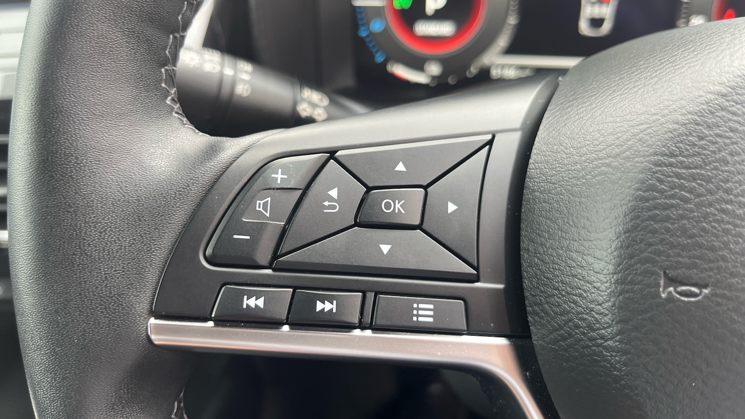 Used Nissan Juke 2024 for sale - 76653172: Photo 24