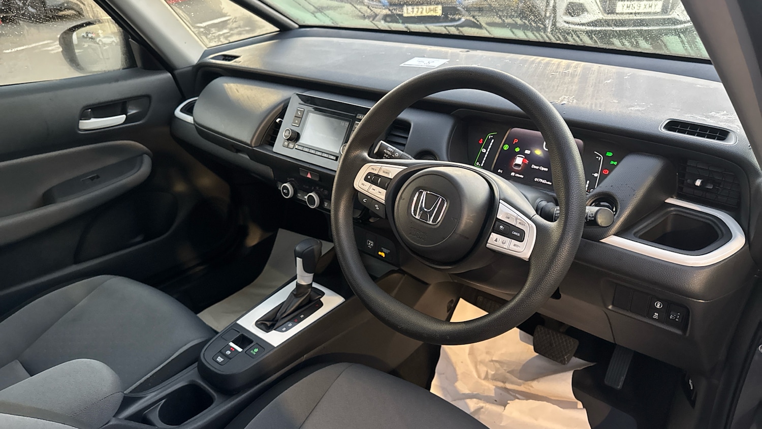 Used Honda Jazz 2022 for sale - 76653170: Photo 11