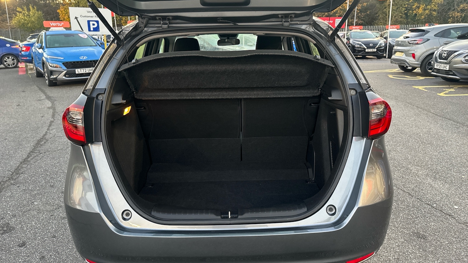 Used Honda Jazz 2022 for sale - 76653170: Photo 4