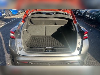 Used Nissan Juke 2023 for sale - 77077797: Photo