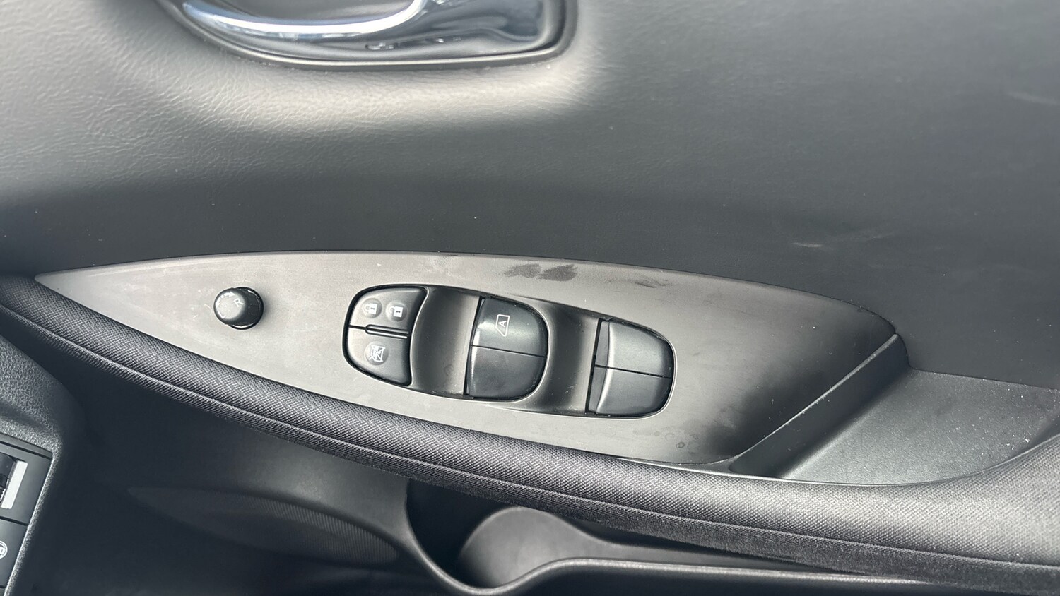 Used Nissan Leaf 2021 for sale - 77545732: Photo 26