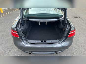 Used Jaguar XE 2017 for sale - 78427251: Photo