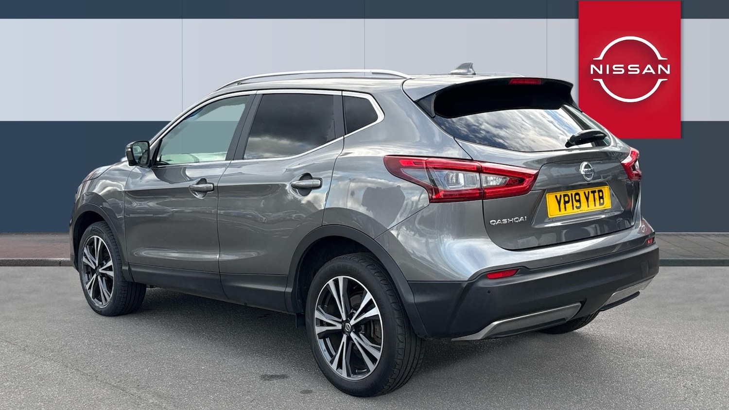 Used Nissan Qashqai 2019 for sale - 78042605: Photo 2