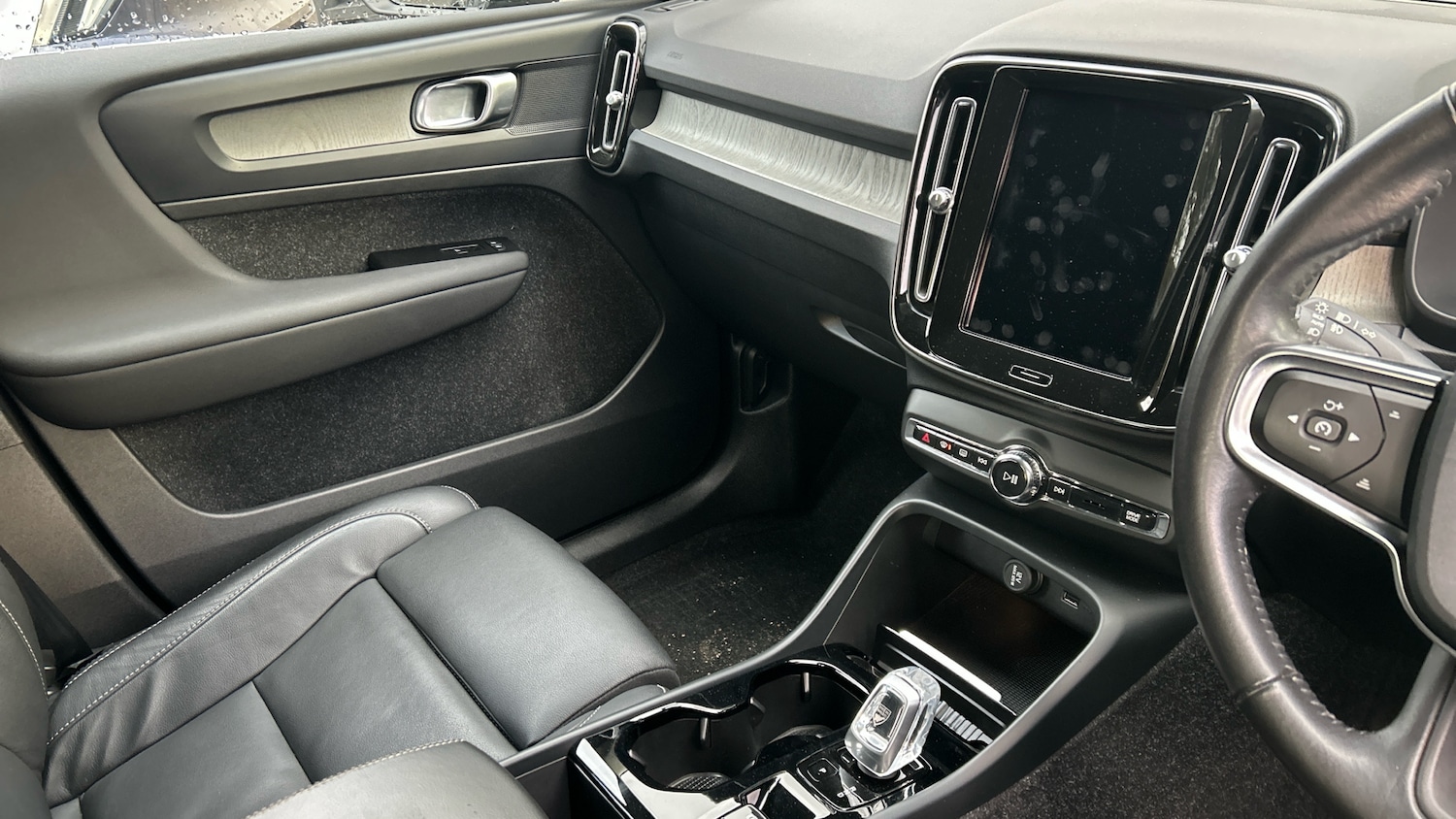 Used Volvo XC40 2021 for sale - 77272155: Photo 14