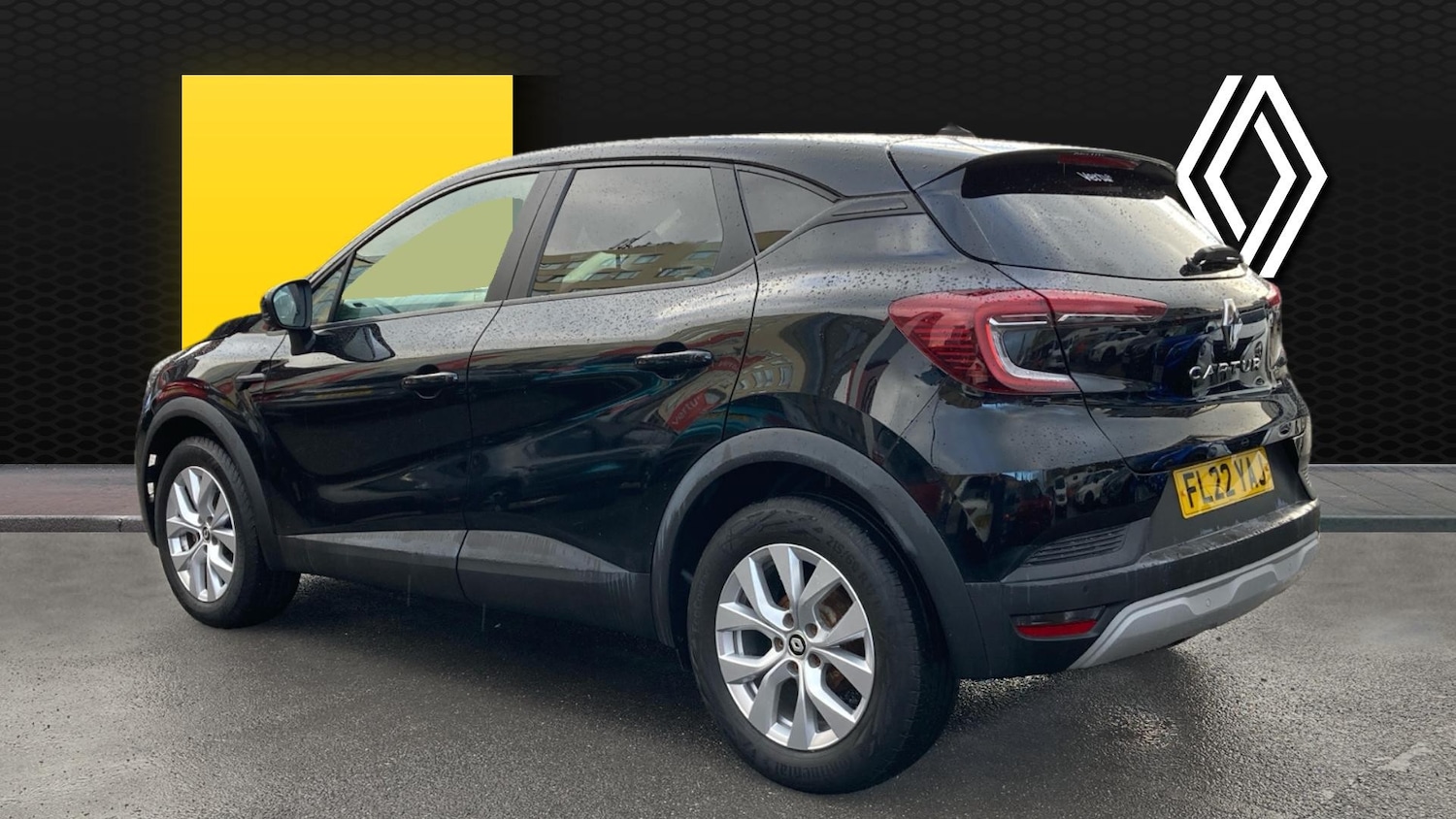 Used Renault Captur 2022 for sale - 77450232: Photo 2