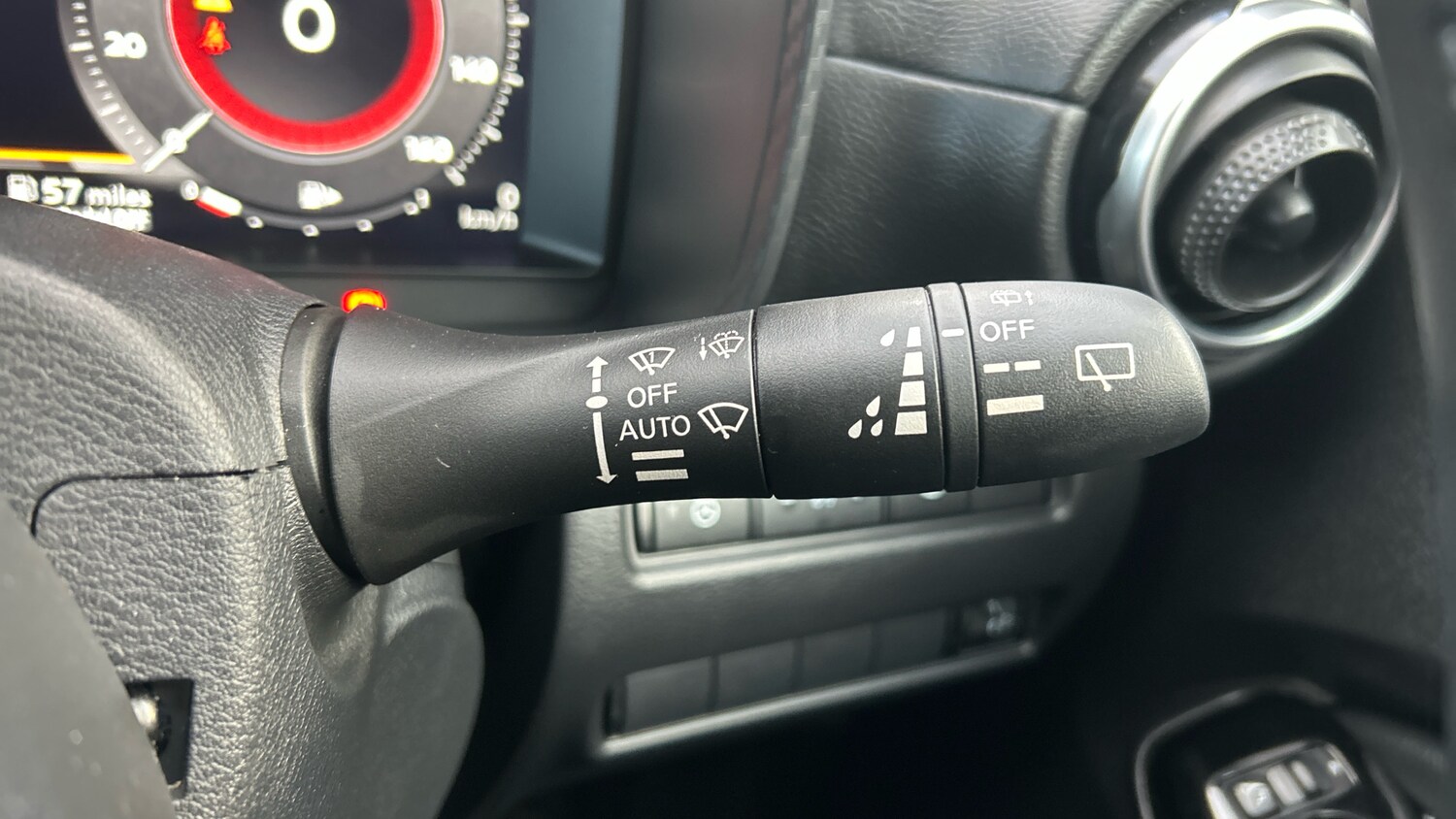 Used Nissan Juke 2024 for sale - 77629201: Photo 25