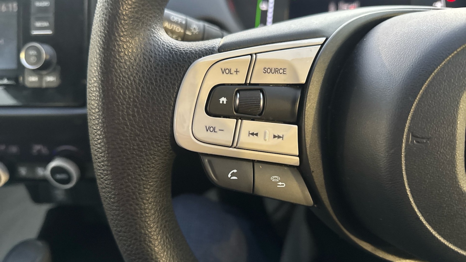 Used Honda Jazz 2022 for sale - 77222846: Photo 30