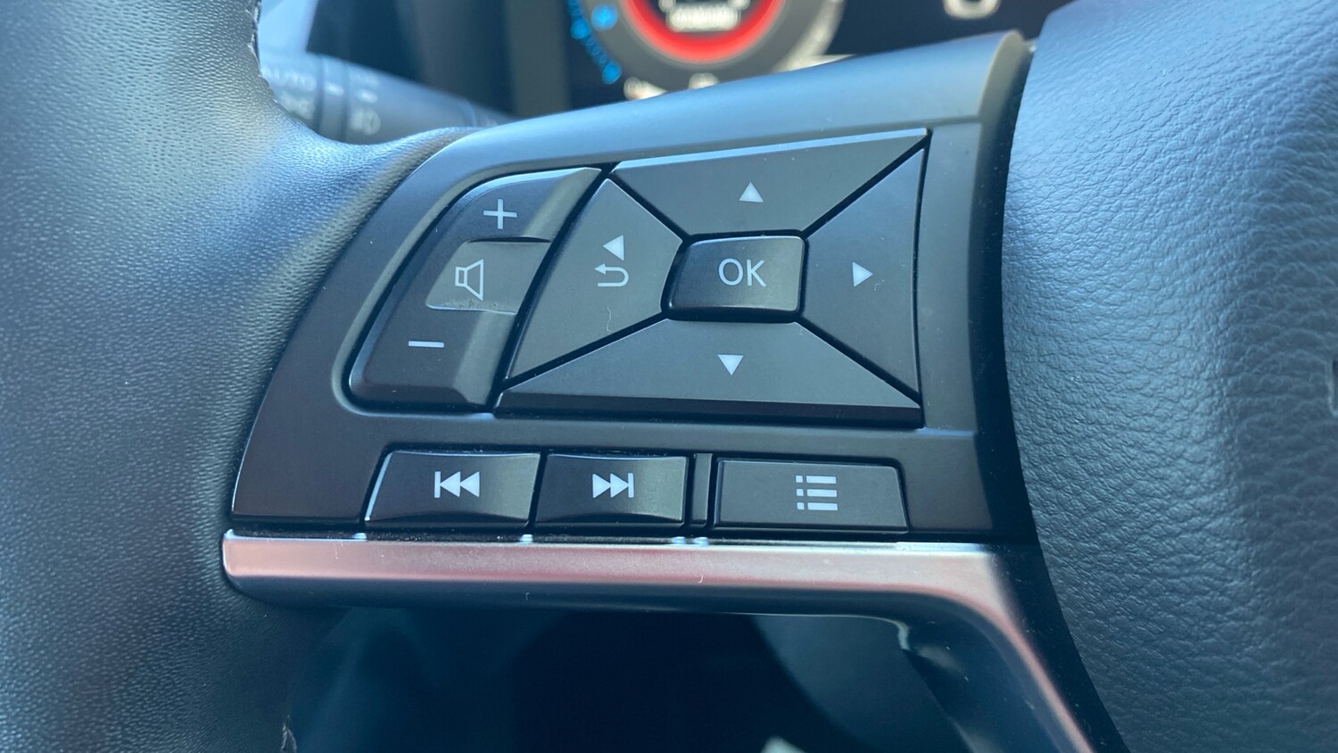 Used Nissan Juke 2024 for sale - 77591873: Photo 30