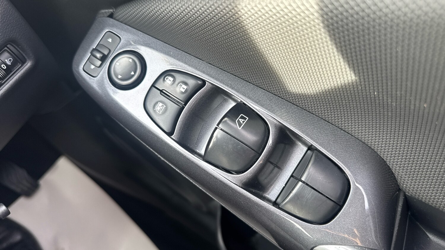 Used Nissan Juke 2022 for sale - 77652935: Photo 21