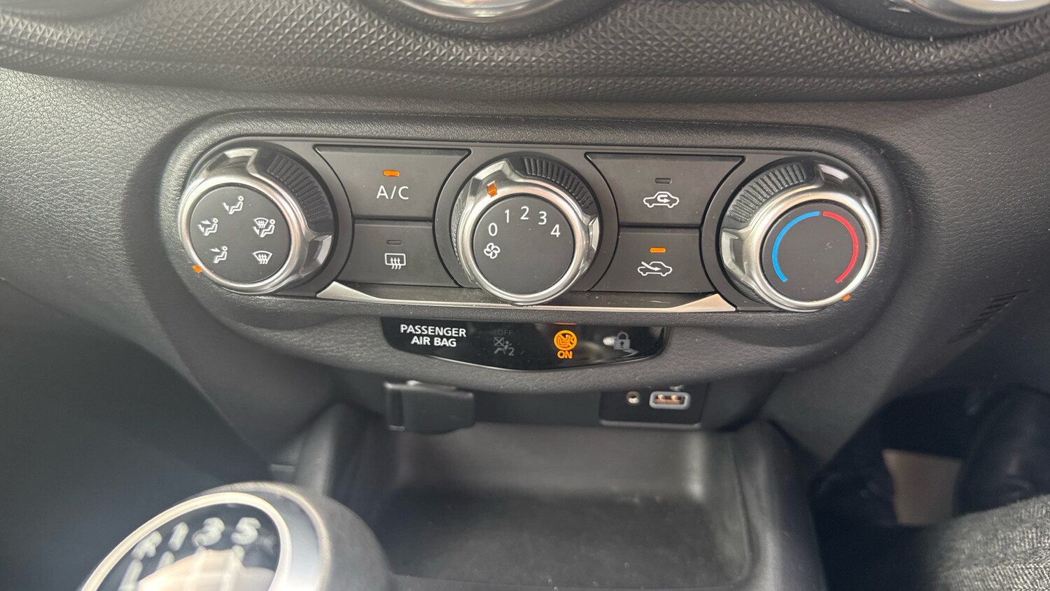 Used Nissan Juke 2022 for sale - 77652935: Photo 28