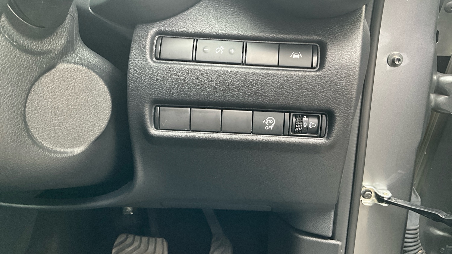 Vehicle 28